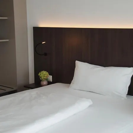 Feyrer Hotel