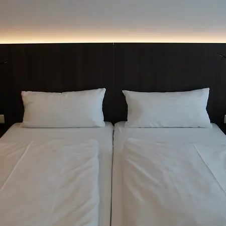 Hotel Feyrer 3*